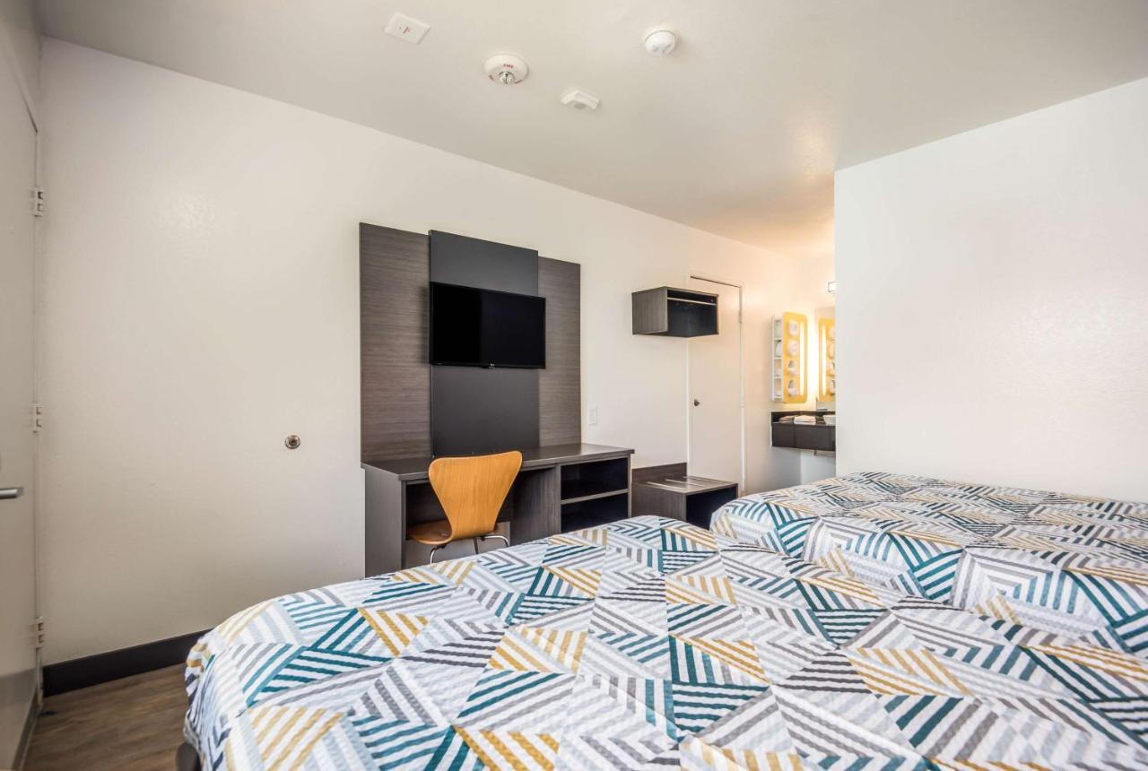 Motel 6-College Station, Tx - Bryan Eksteriør billede