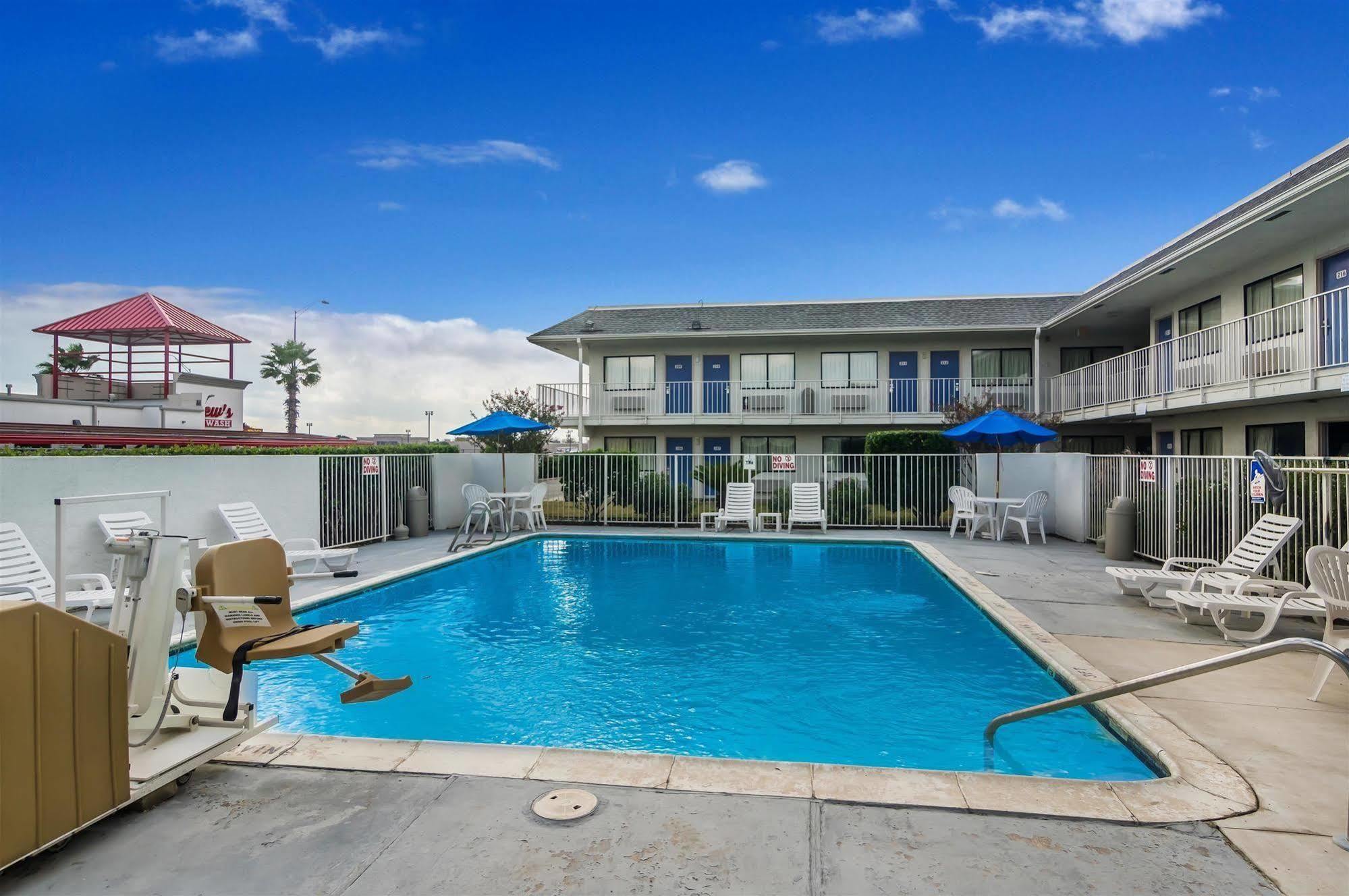 Motel 6-College Station, Tx - Bryan Eksteriør billede