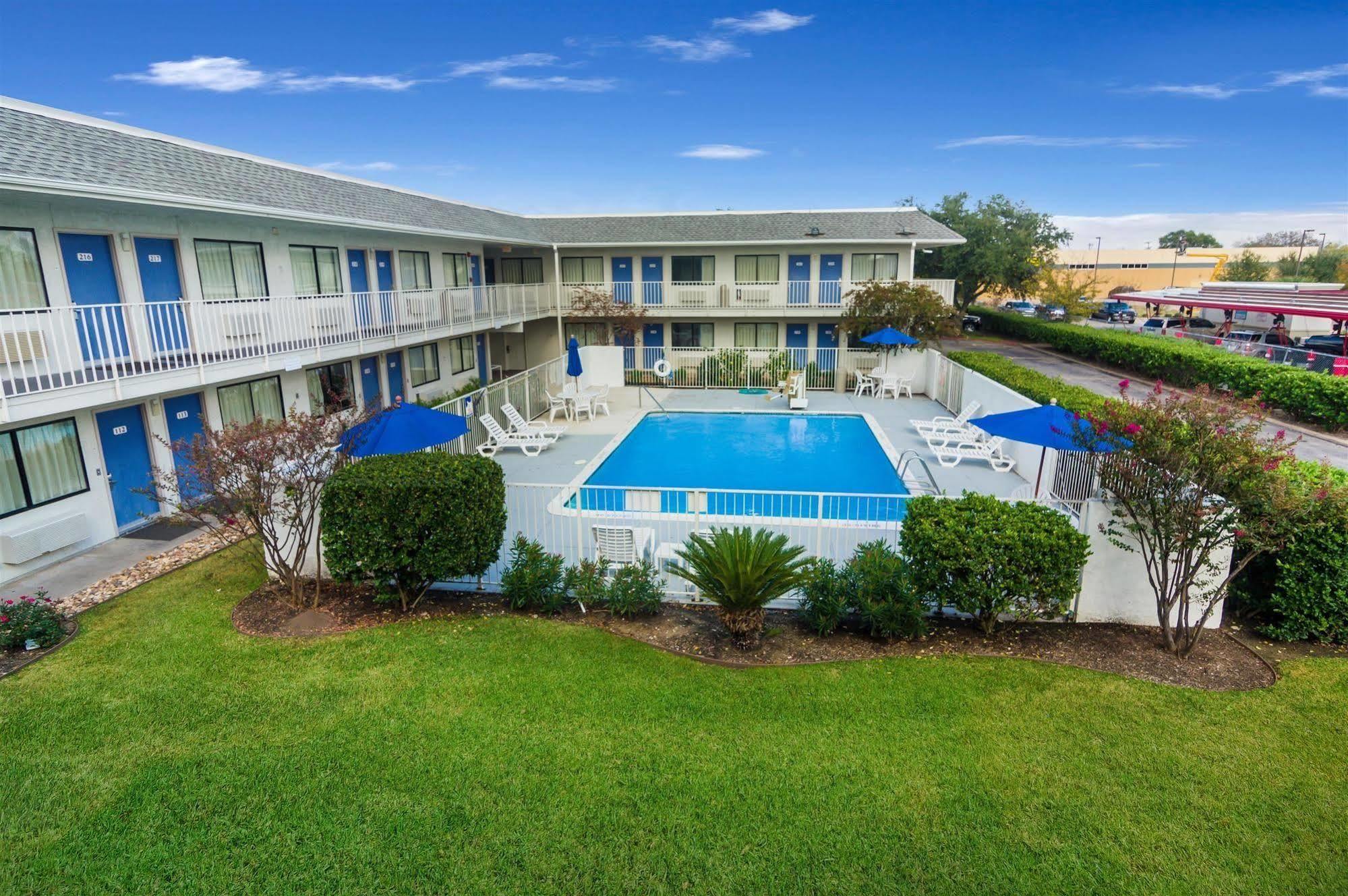Motel 6-College Station, Tx - Bryan Eksteriør billede